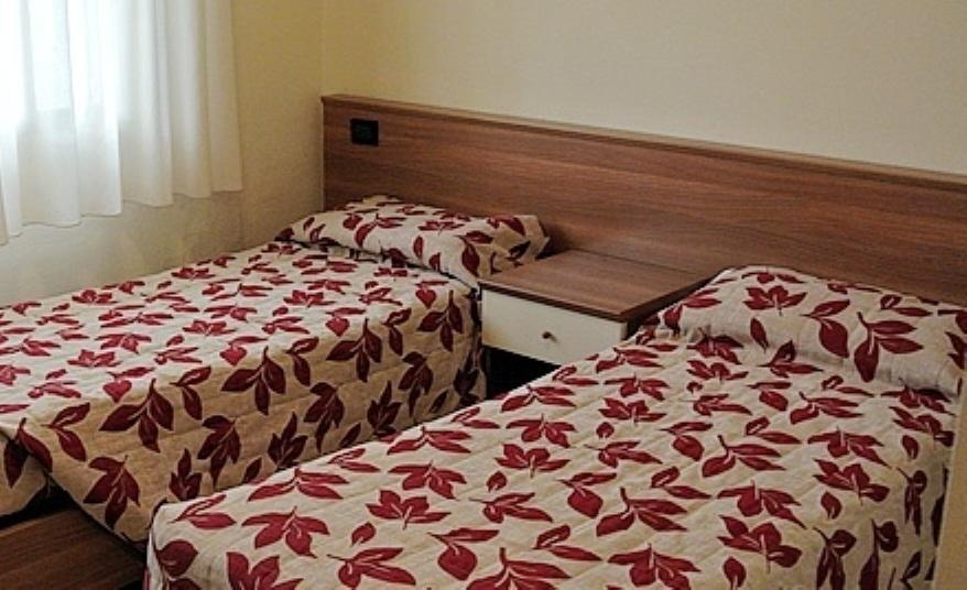 Hotel Arlecchino à Castel San Pietro Terme Chambre photo